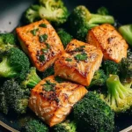 One-Skillet-Garlicky-Salmon-Broccoli-Recipe