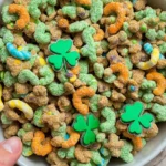 Leprechaun-Snack-Mix-Sweet-Salty-St.-Patricks-Party-Mix-Recipe