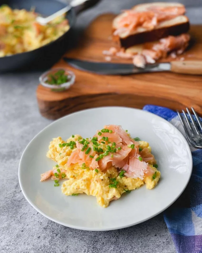 Soft-Scrambled-Eggs-with-Smoked-Salmon-Chives-Toast-or-Bagel-Recipe