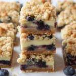 Blueberry-Crumble-Cheesecake-Bars-Recipe