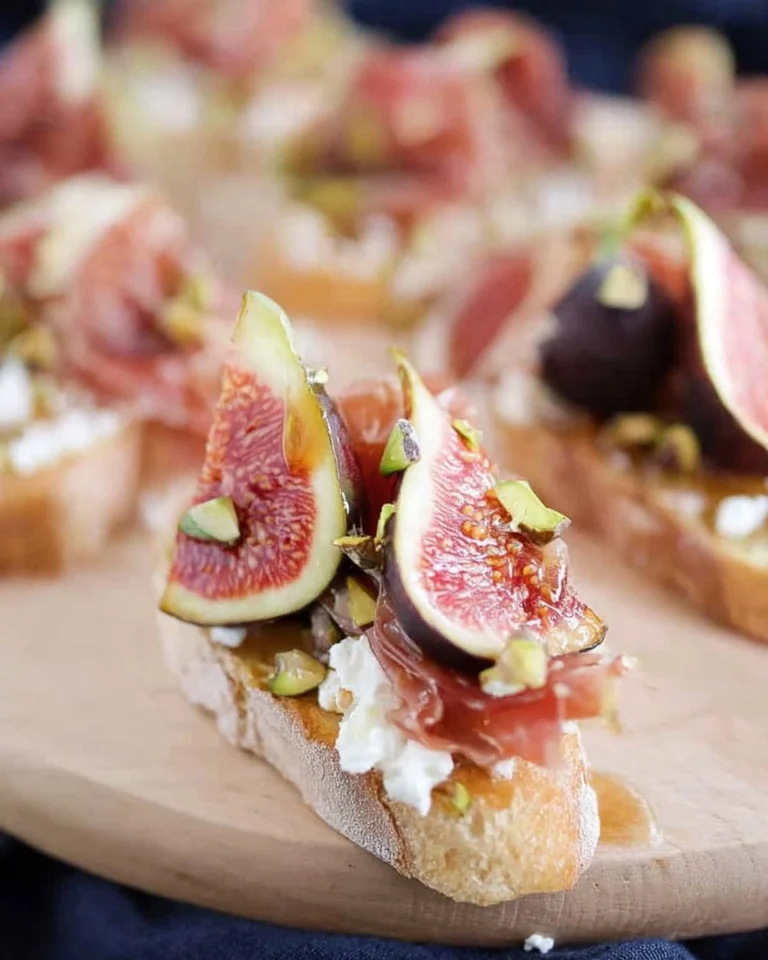 Fig-and-Prosciutto-Crostini-Recipe